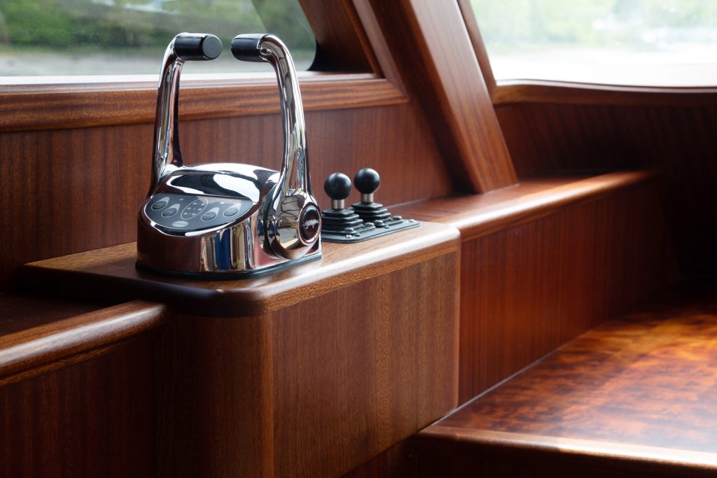 Paragon Rhapsody controls