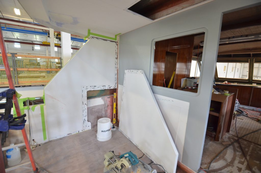 Paragon Rhapsody flybrdge construction