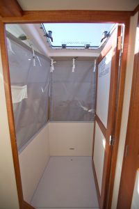 LM42 Commuter Yacht Detail