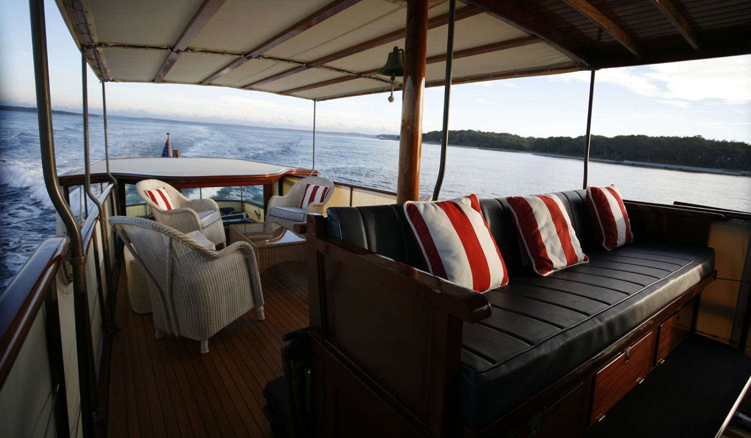 Eldredge-McInnis commuter yacht Scout seating