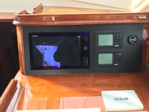 Sensation 73 yacht Valor navigation instruments