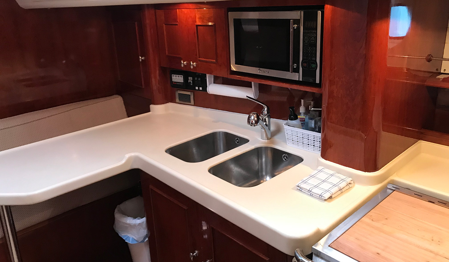 Sensation 73 yacht Valor galley