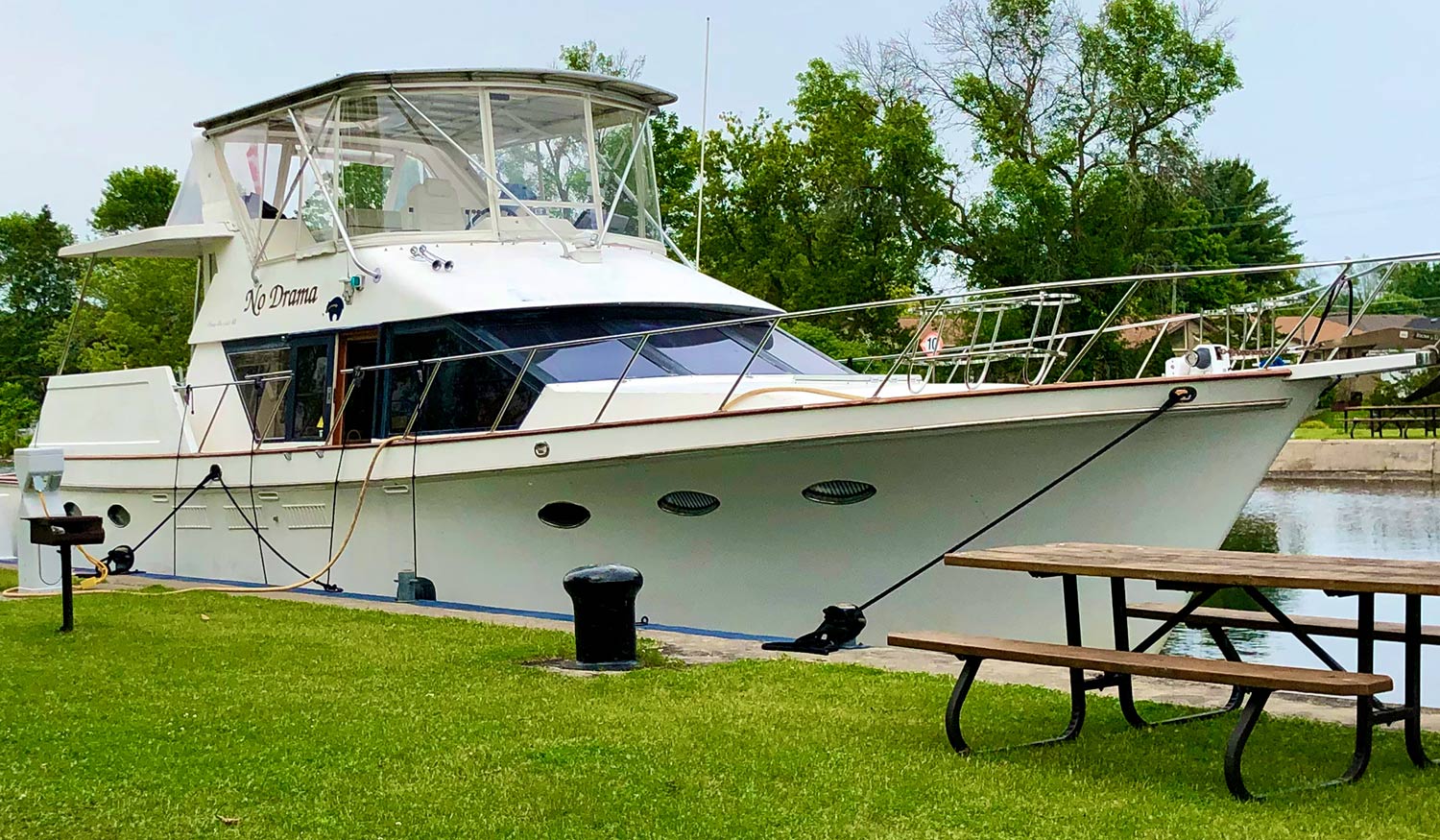 1985 Ocean Alexander Yachtsman NO DRAMA